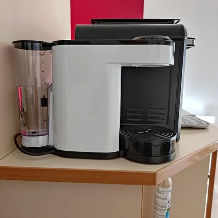 Benoit - 25m, 4 Personnes, Balcon *